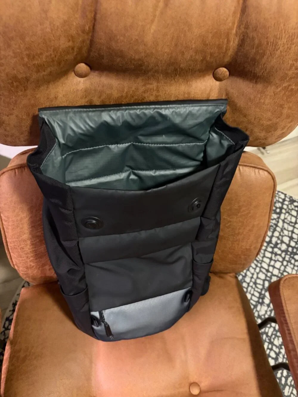 Timbuk2 Robin Commuter Backpack Jet Black Weatherproof Rainfly Reflective 13
